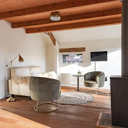 Typisch بيت للعطل *